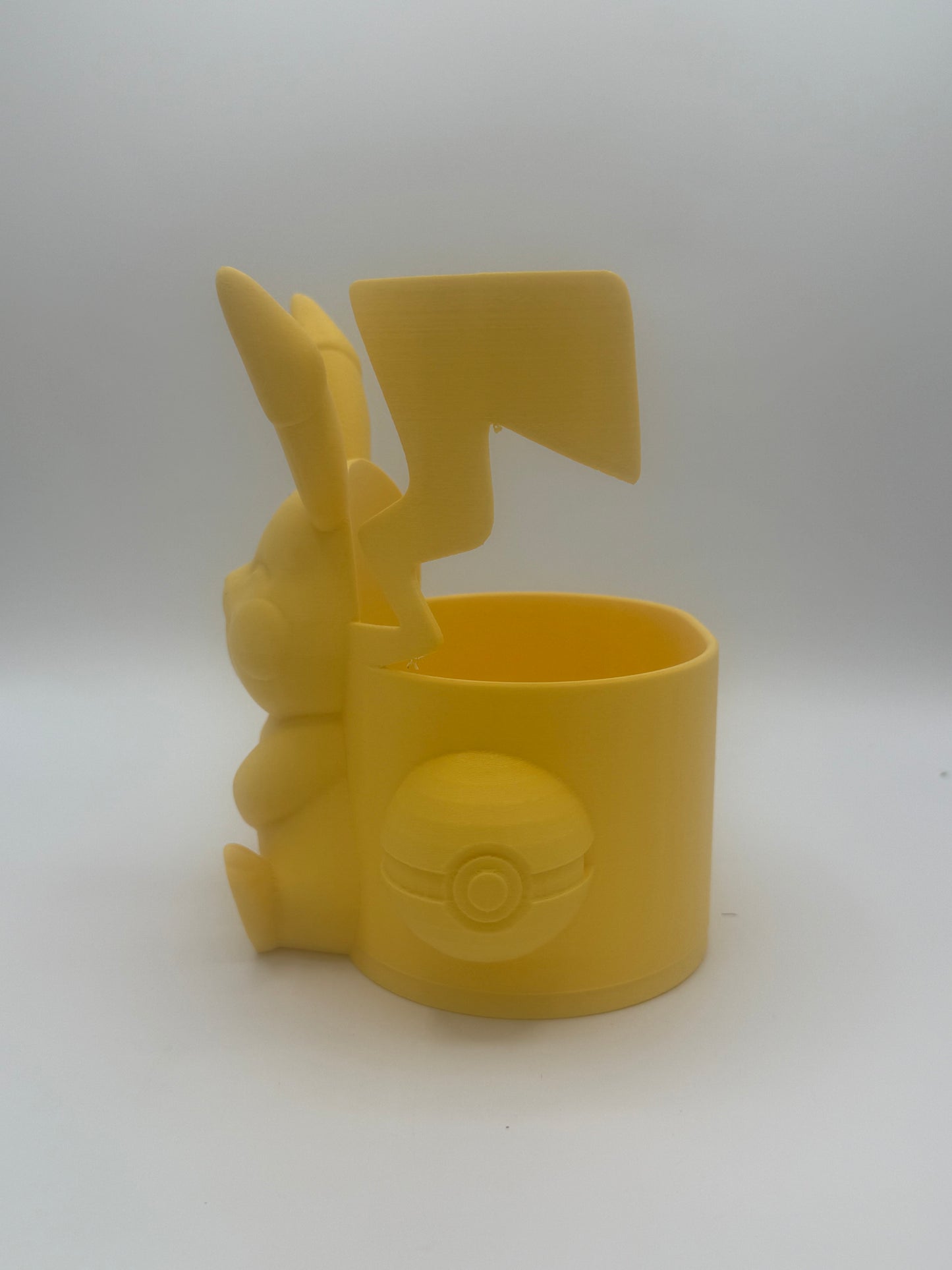 3D Printed Pikachu-Inspired Desk Organizer ⚡🐭