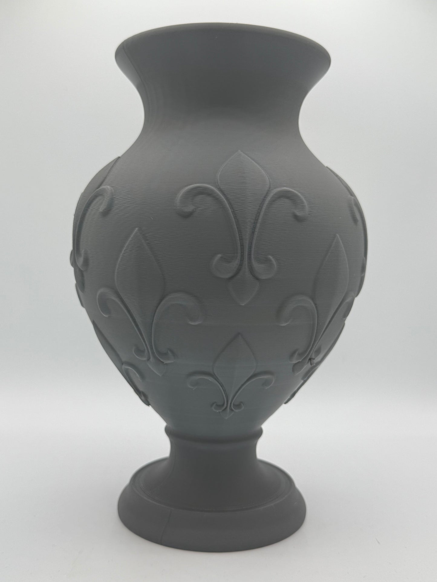 3D Printed Versailles-Inspired Victorian Chalice Vase