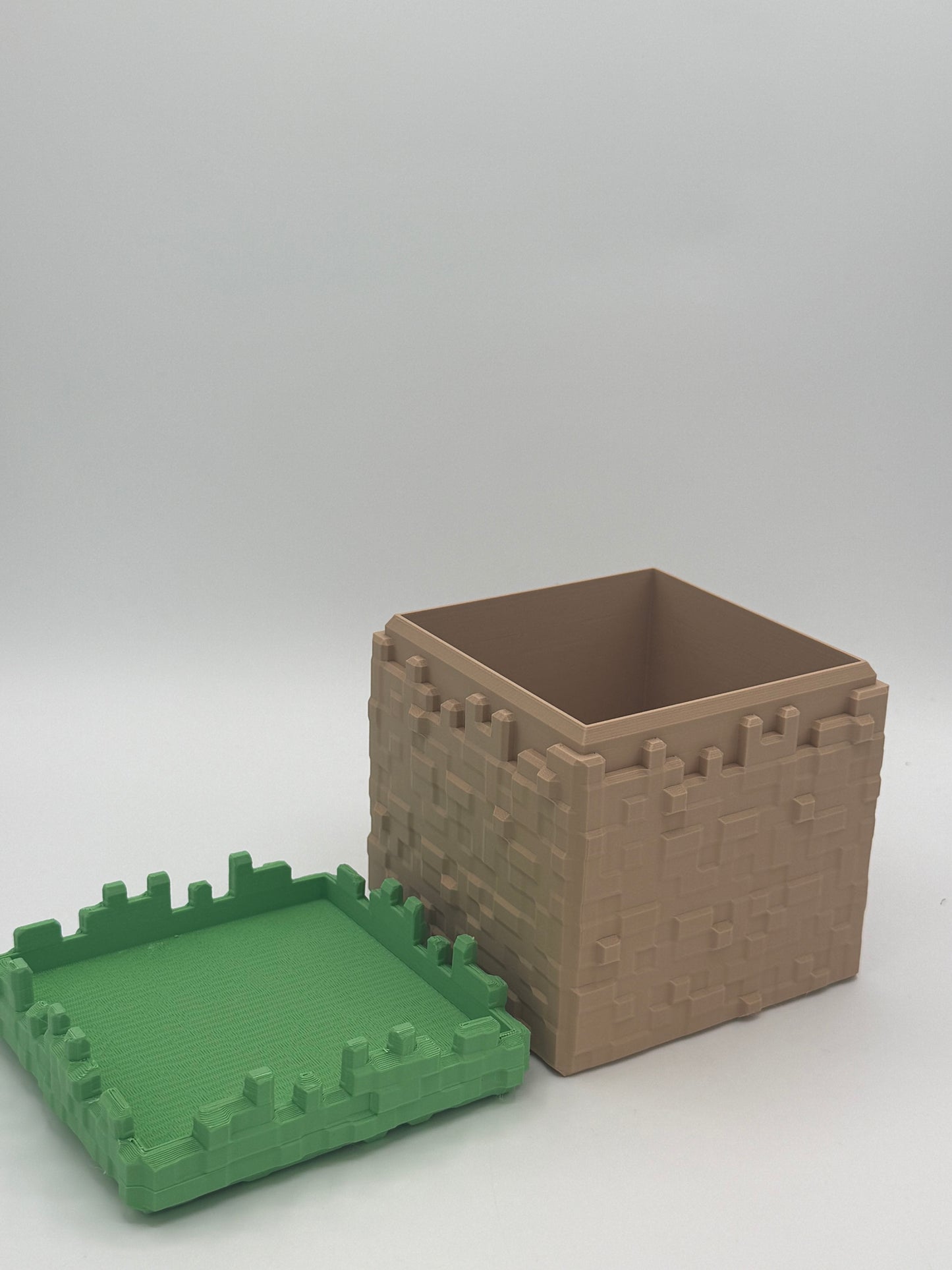 3D Printed Minecraft-Inspired Storage Box ⛏️📦