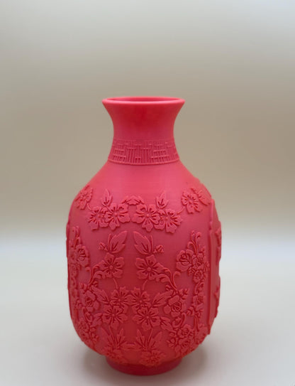 Chinese motif flower vase, red, gold, Chinese new year, lunar new year, Great Gift Idea