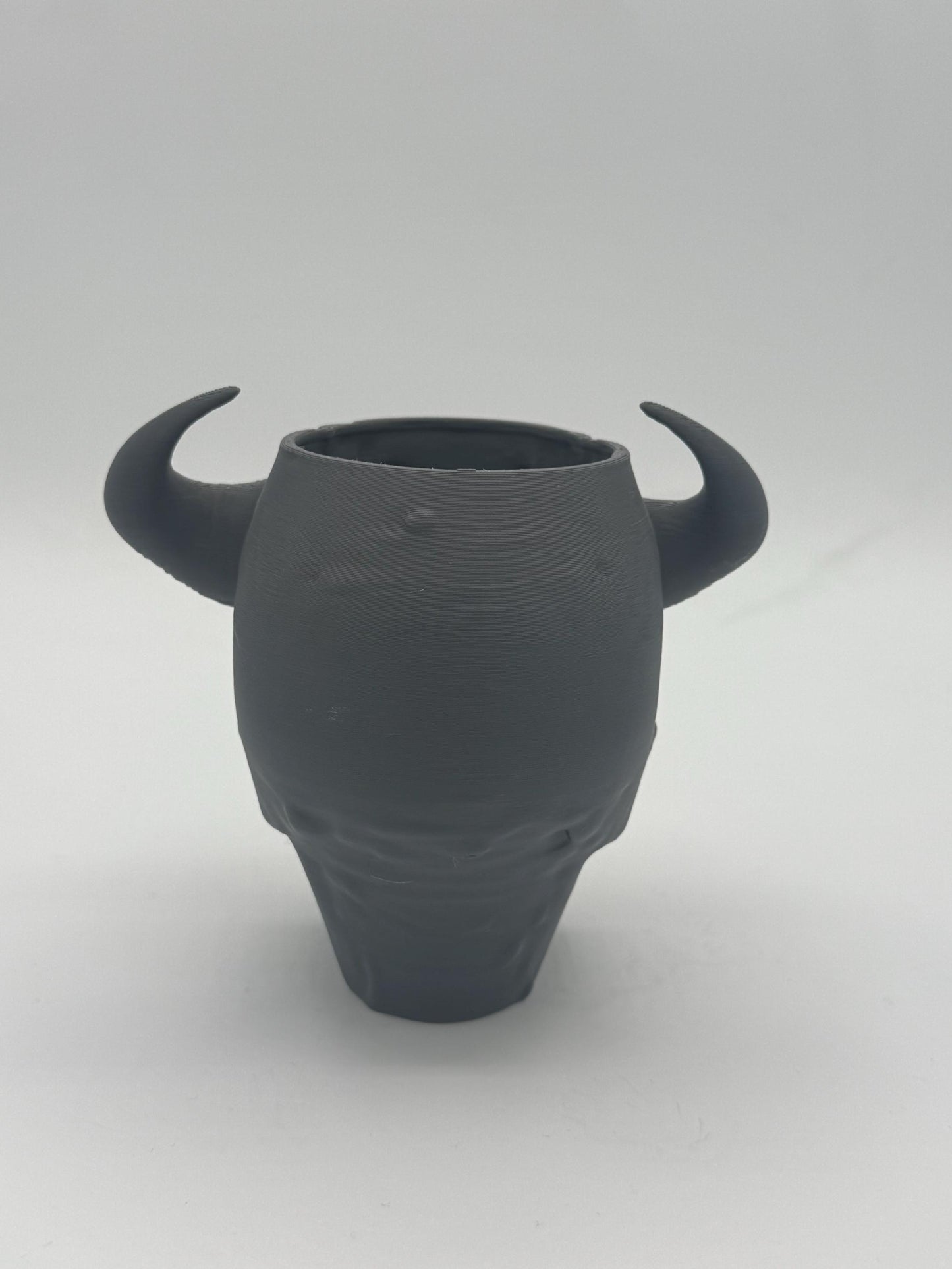 Skull with horns pen holder, unique design pen holder demon skull with horns design