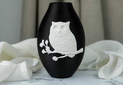Elegant Black Vase with White Owl Design – 3D Printed Home Decor