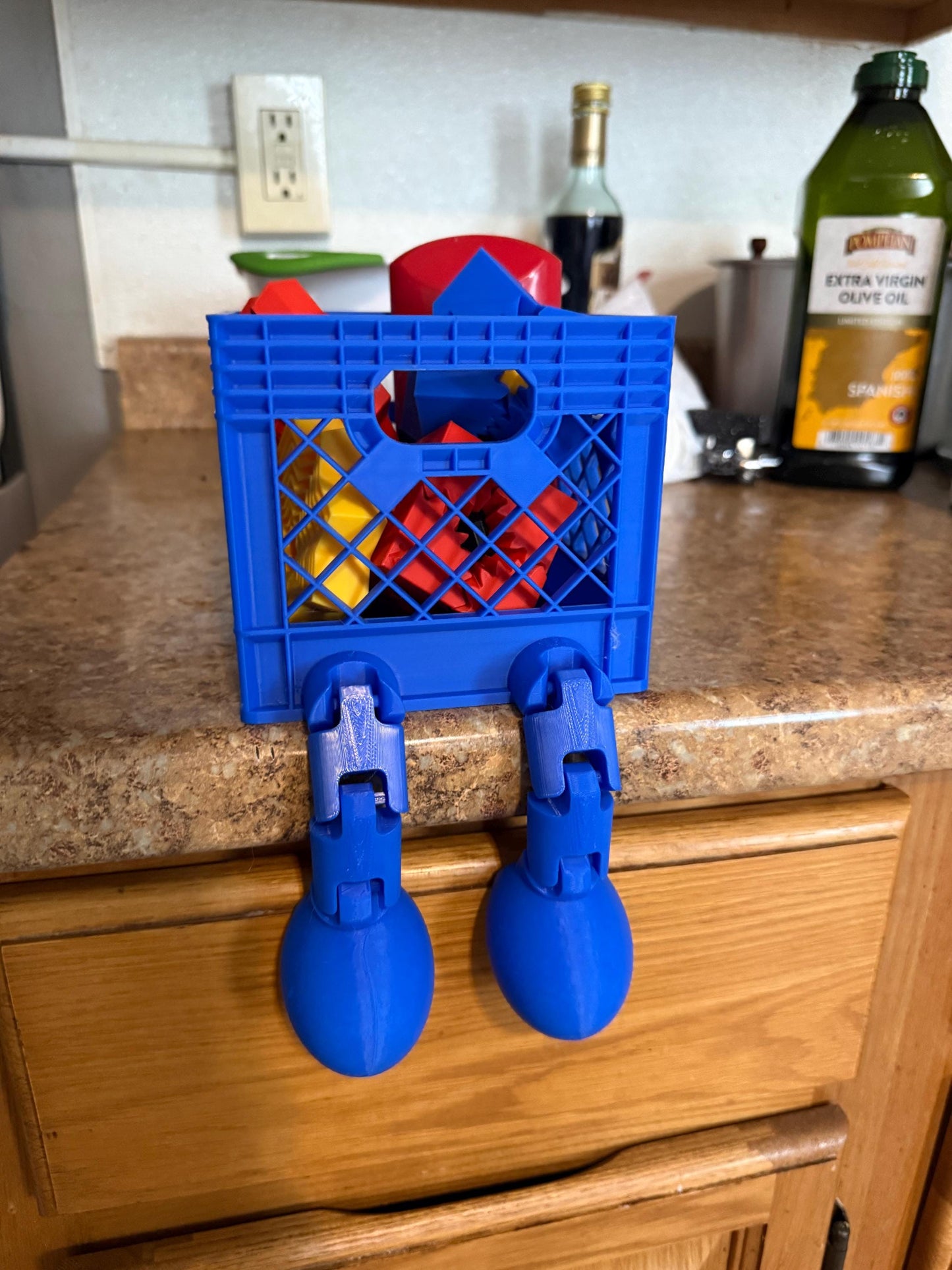 Sitting crate with legs, Funny storage crate with legs, sitting legs storage