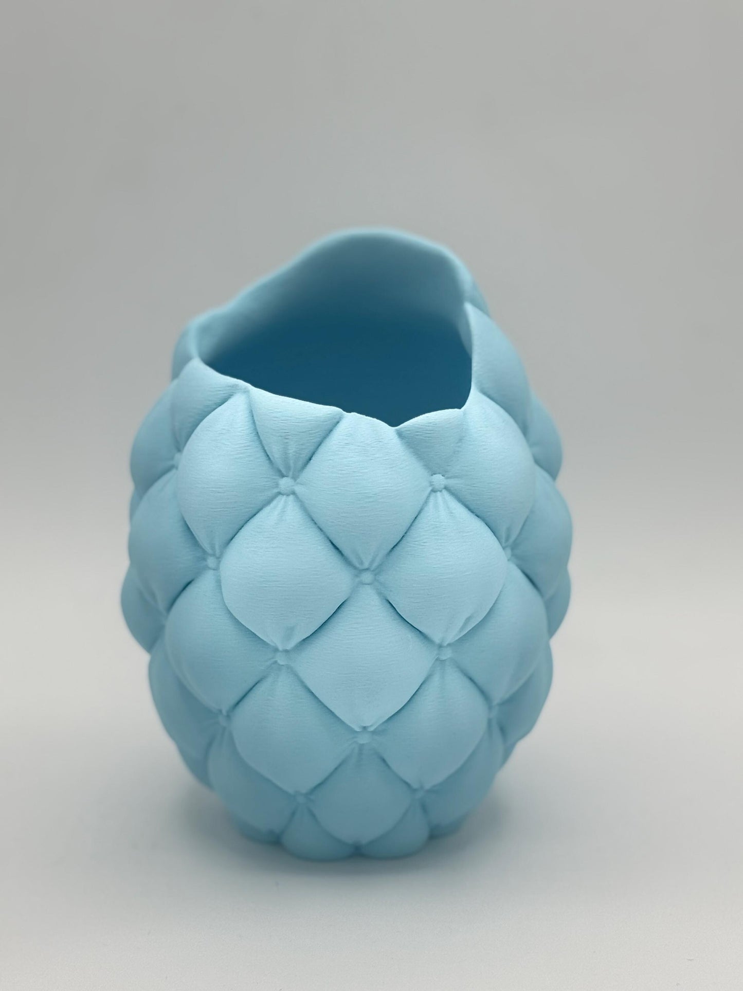 The Cushion Elegance Vase – A 3D-Printed Masterpiece of Intricate Design
