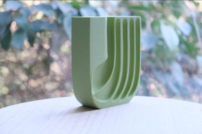 Tall & Thin Abstract Vase – Modern 3D Printed Home Decor