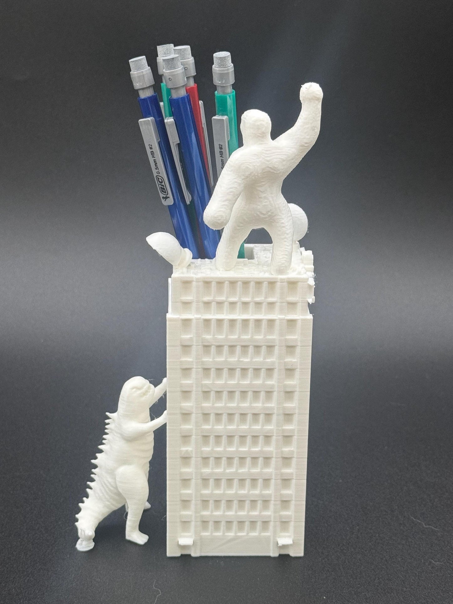 Monster Attack Pen Holder – 3D Printed Desk Chaos!