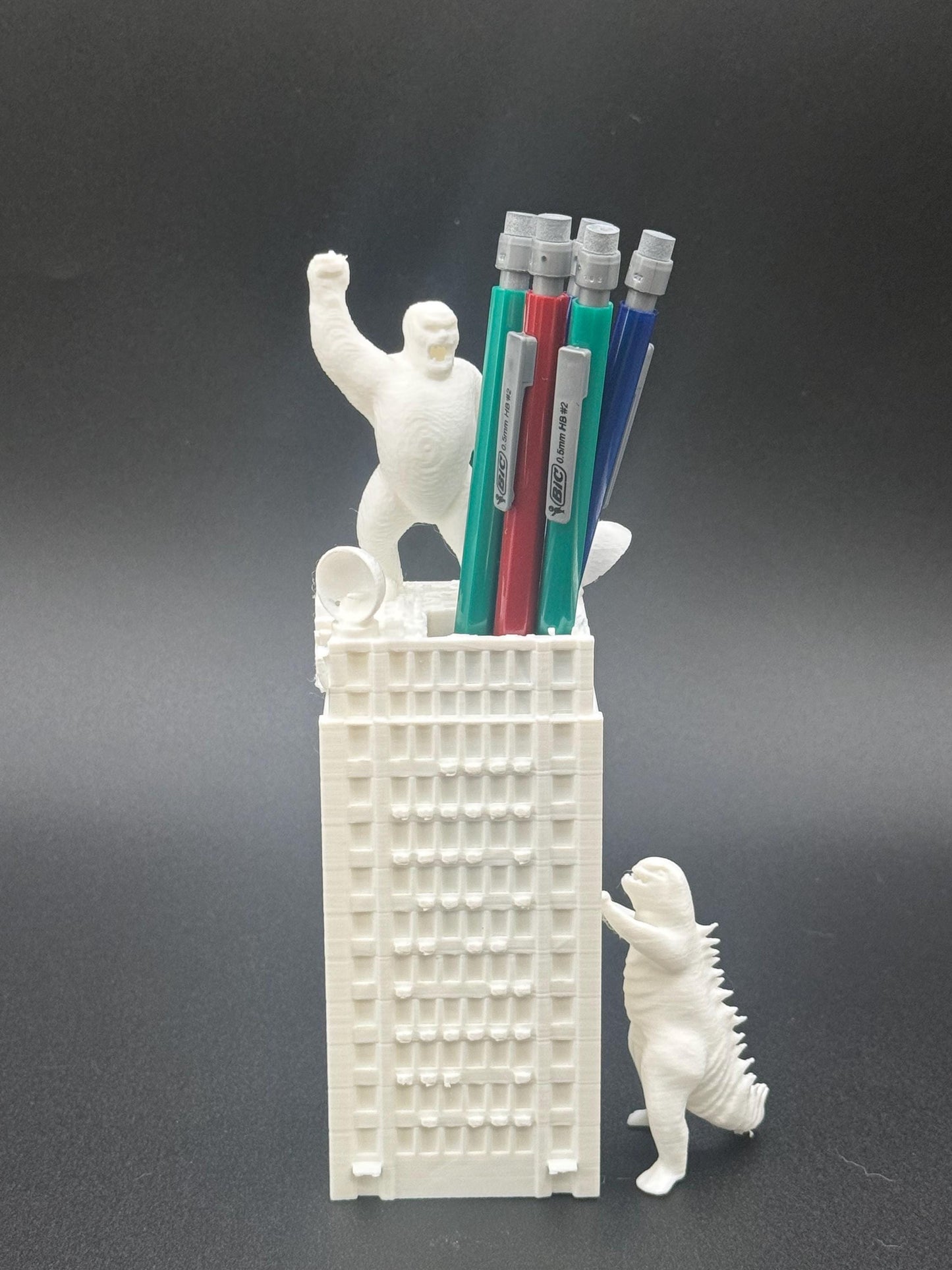 Monster Attack Pen Holder – 3D Printed Desk Chaos!